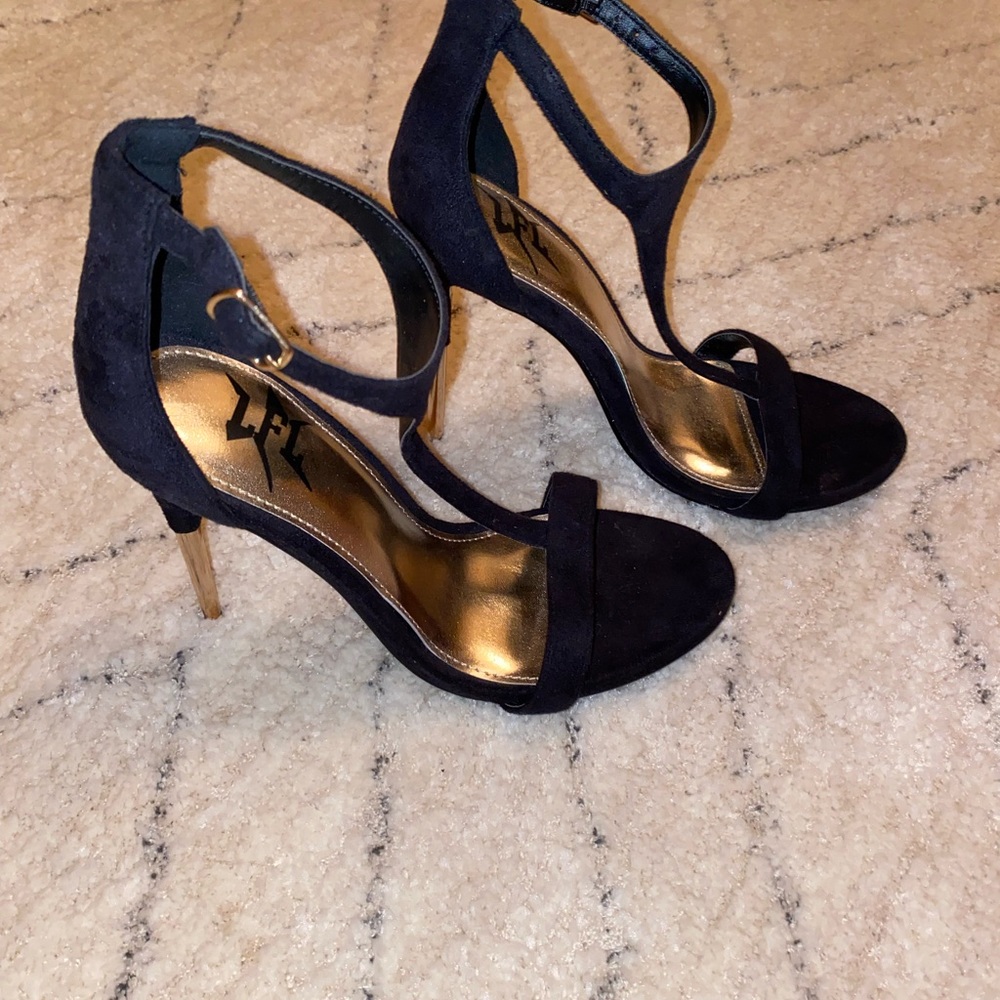 High heels - Picture 2 of 7